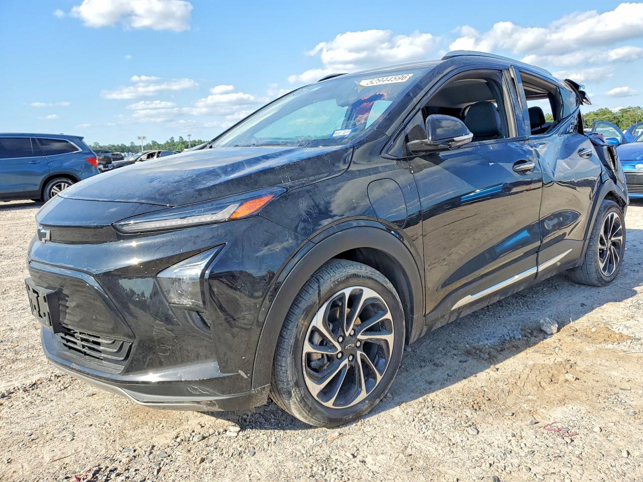 2023 Chevrolet Bolt EUV Premier, VIN 1G1FZ6S06P4117061 — Side