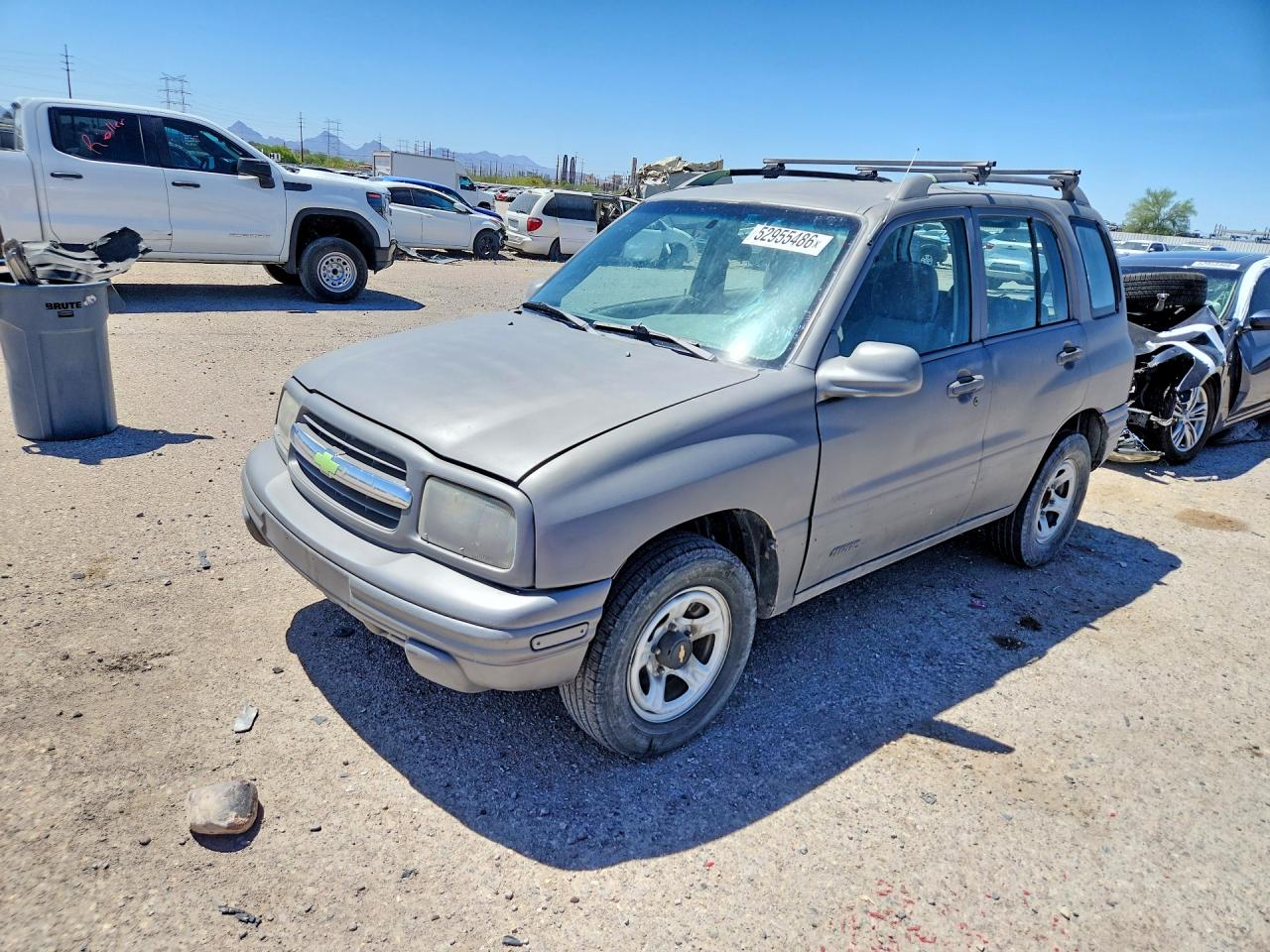 2000 Chevrolet Tracker, VIN 2CNBE13C1Y6912768 — Mechanical