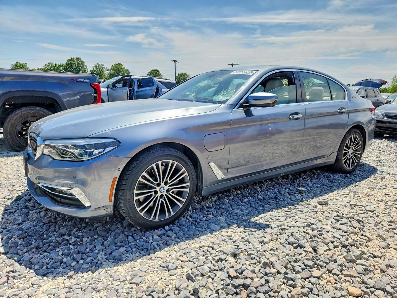 2018 BMW 5 Series 530e xDrive, VIN WBAJB1C57JB084185 — Hail