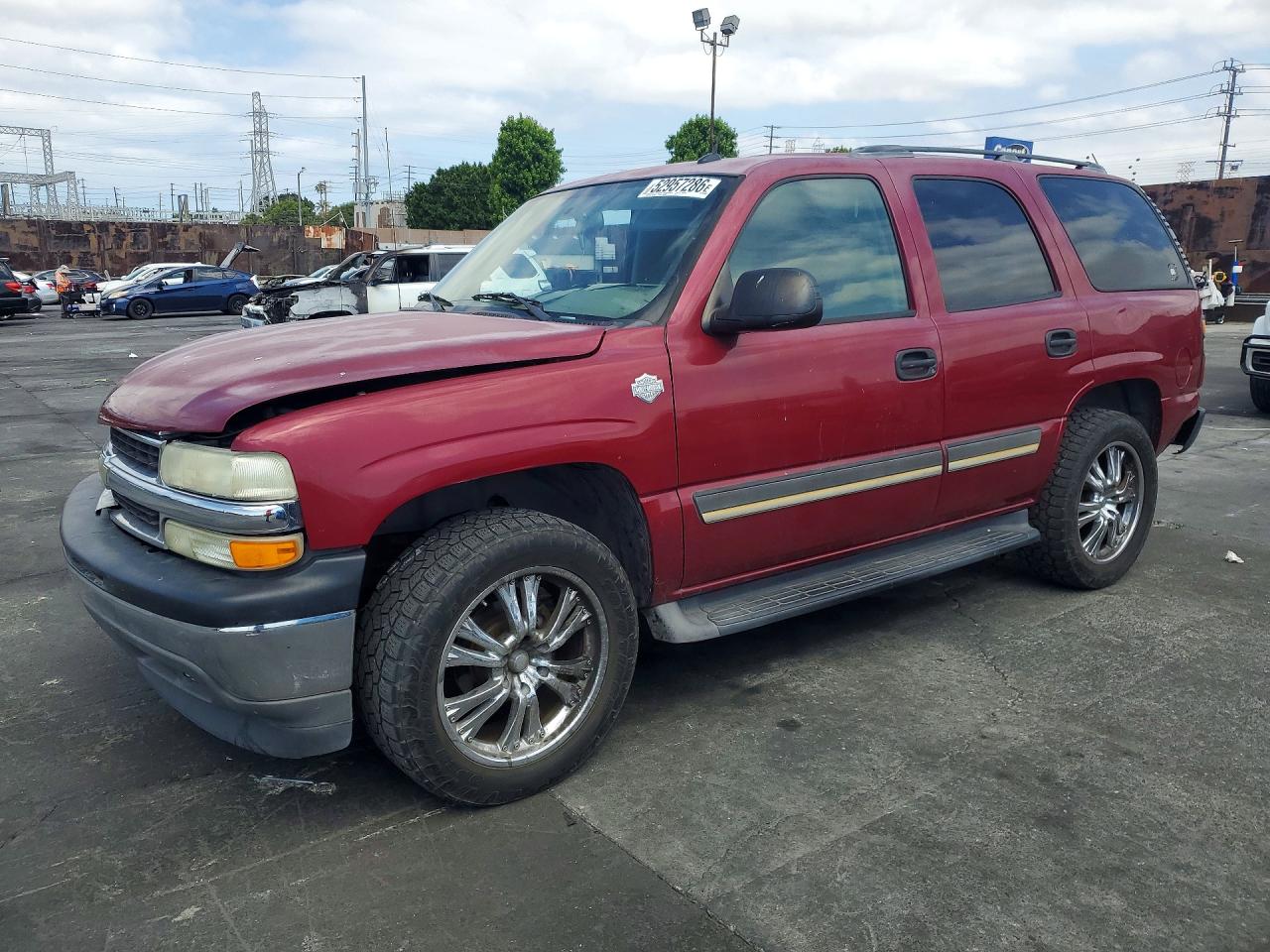 2005 Chevrolet Tahoe LS, VIN 1GNEC13V05R244204 — Перед