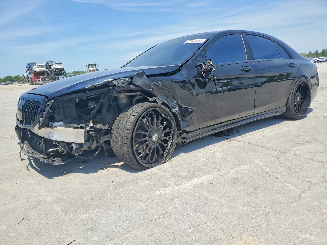 2018 Mercedes-Benz S 560, VIN WDDUG8GB2JA417754 — Front end
