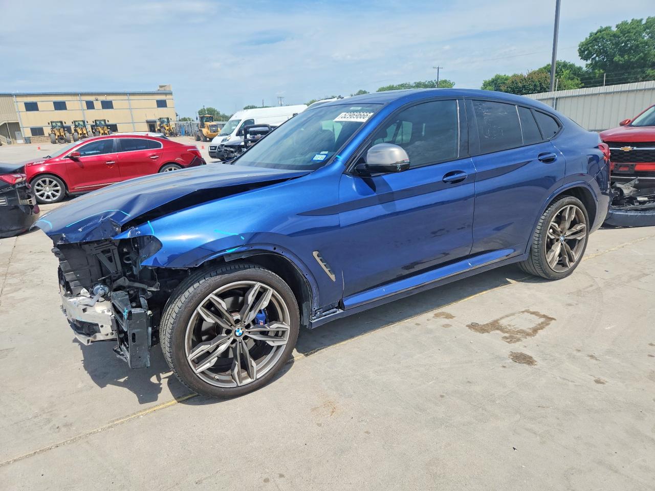 2019 BMW X4 M40i, VIN 5UXUJ5C50KLJ62486 — Front end