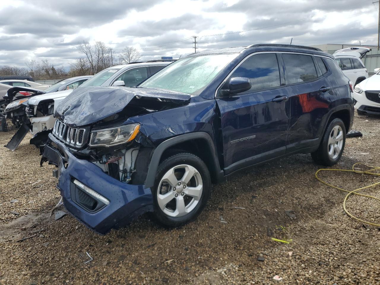 2021 Jeep Compass Altitude, VIN 3C4NJDBB5MT599544 — Front end