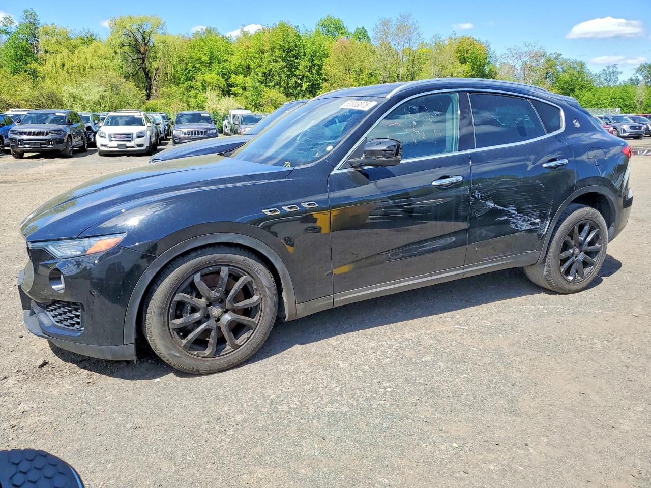 2018 Maserati Levante S, VIN ZN661YUA2JX301305 — Front end