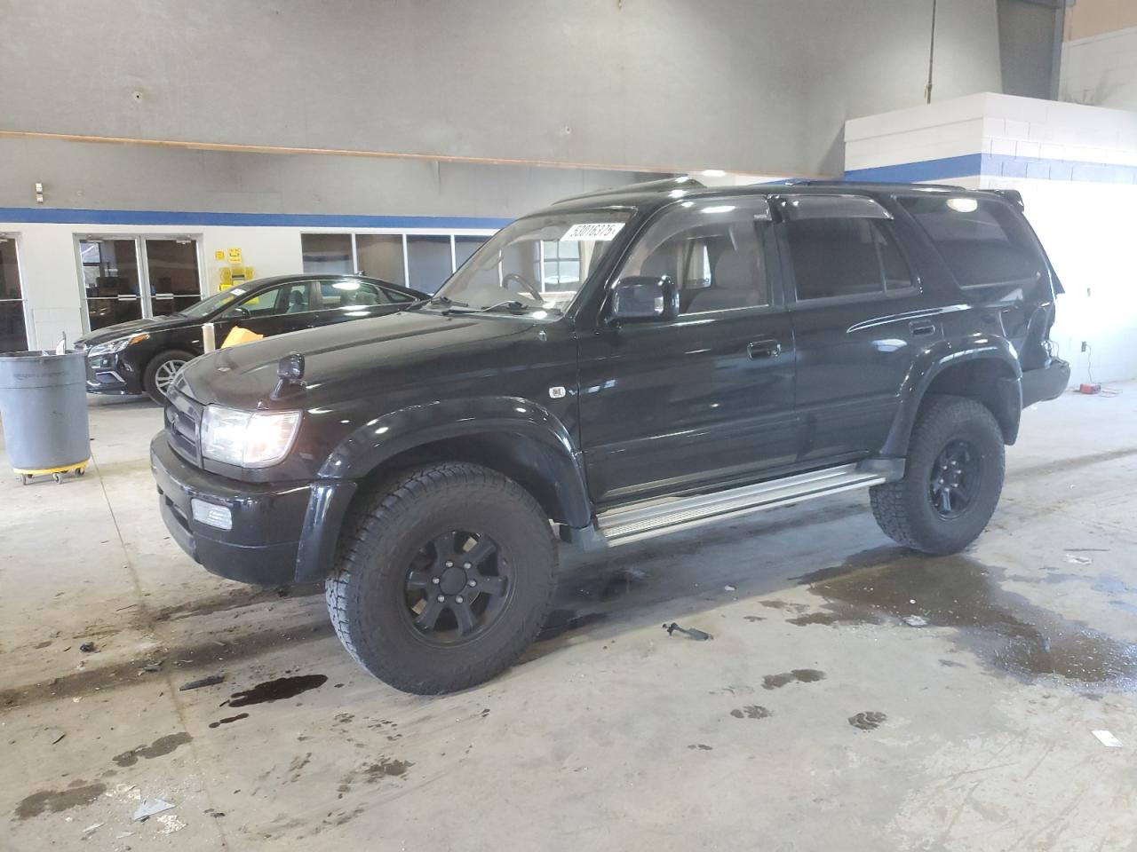 1996 Toyota Hilux, VIN RZN1850017255 — Зад