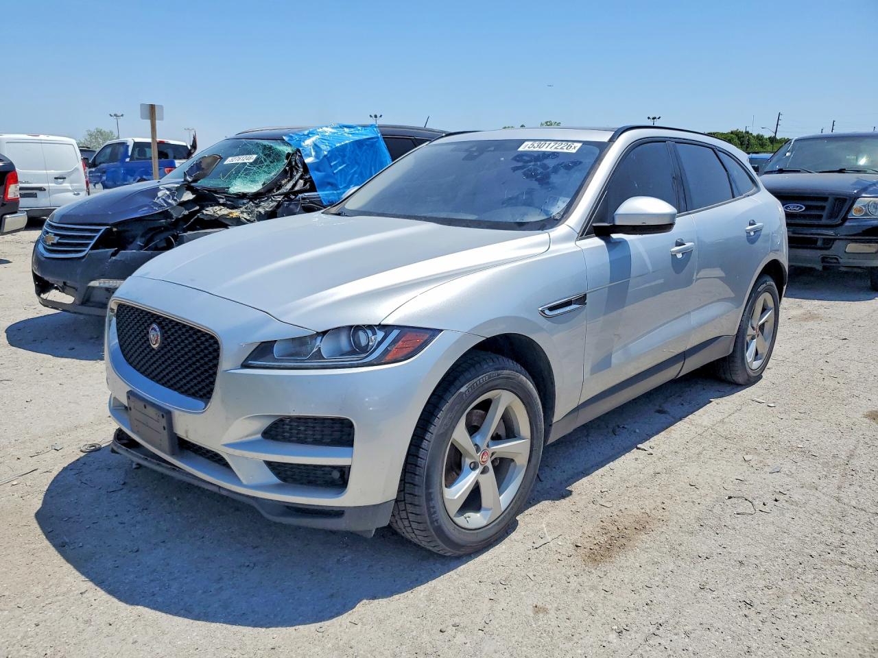2017 Jaguar F-Pace 20d Premium, VIN SADCJ2BN3HA491513 — Minor dents and scratches