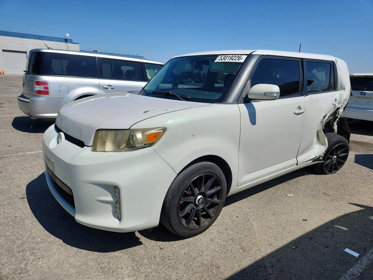 2014 Scion xB, VIN JTLZE4FE6EJ057991 — Rear end