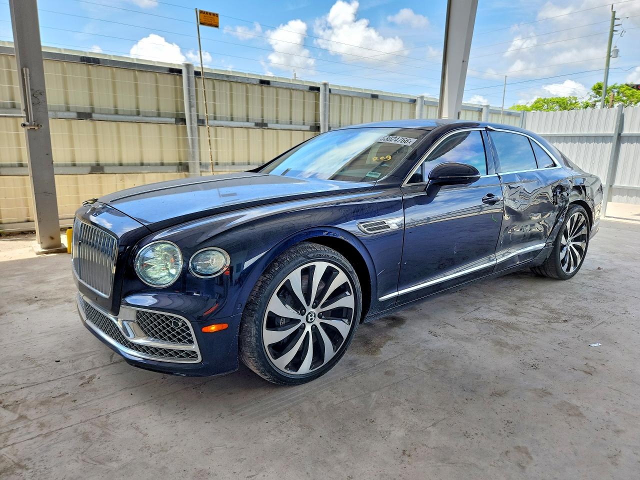 2021 Bentley Flying Spur S, VIN SCBBG6ZGXMC090563 — Side