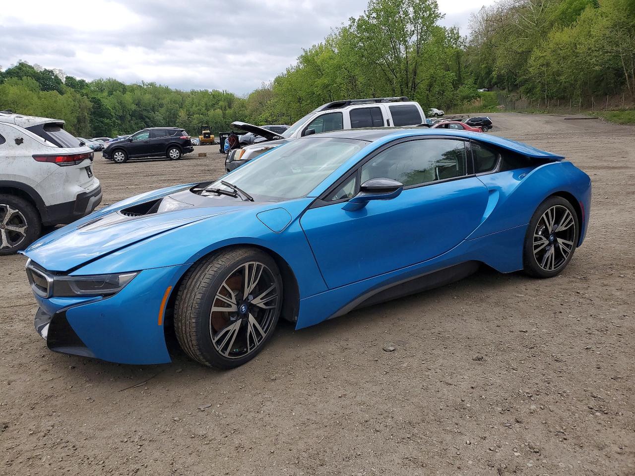 2016 BMW i8, VIN WBY2Z2C55GV675162 — Rear end