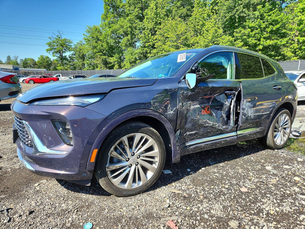 2026 Buick Envision Avenir, VIN LRBFZSR4XTD020592 — Бок