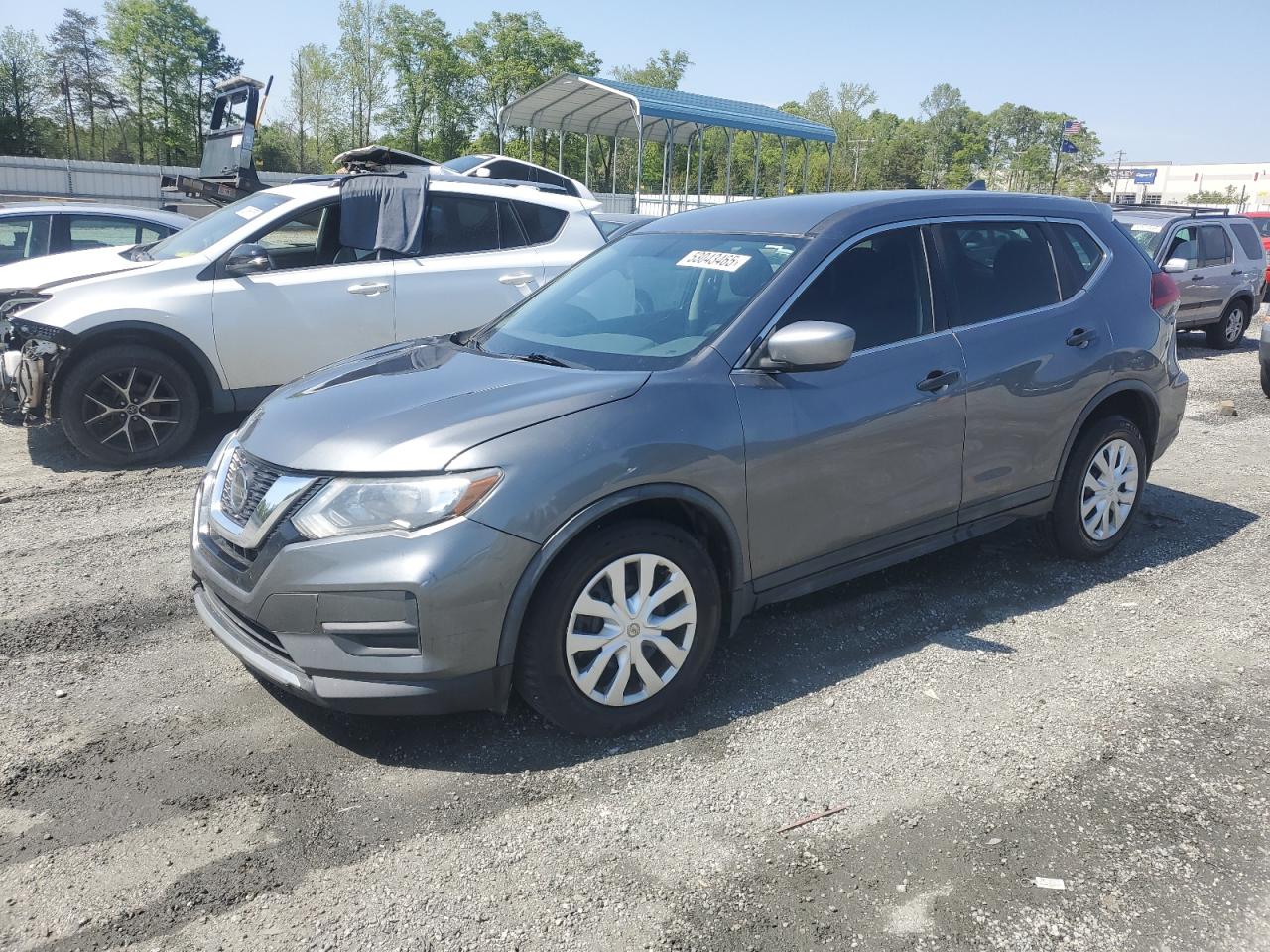2018 Nissan Rogue SV, VIN KNMAT2MTXJP556272 — Front end