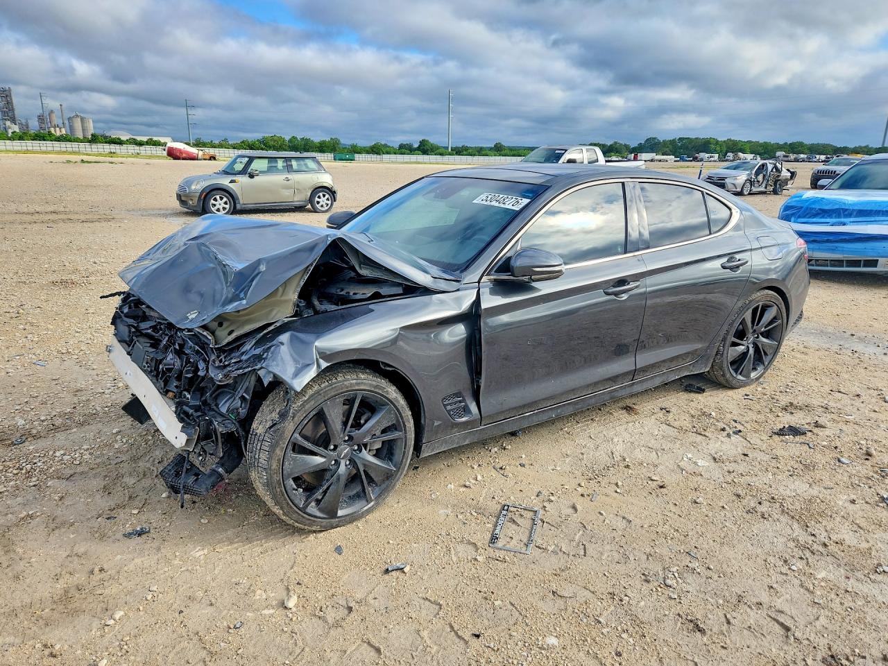 2022 Genesis G70 3.3T, VIN KMTG54TE5NU100661 — Front end