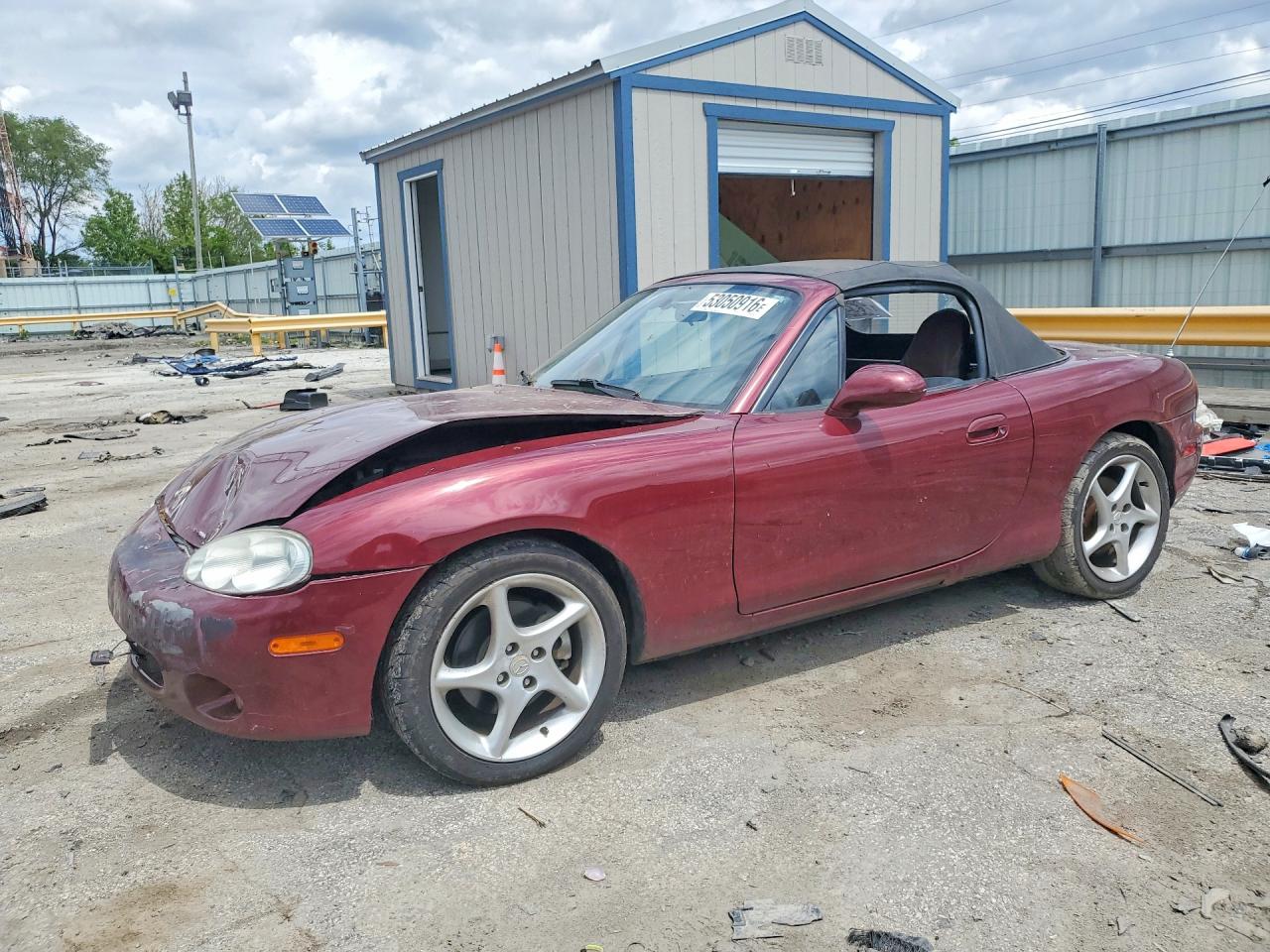 2003 Mazda MX-5 Miata Cloth, VIN JM1NB353030304700 — Front end