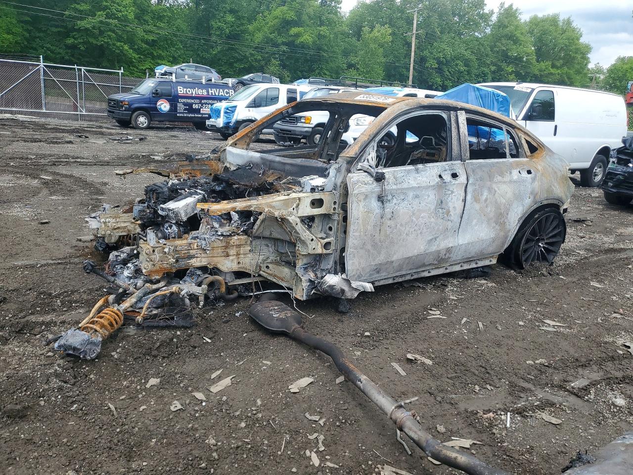 2019 Mercedes-Benz GLC 300, VIN WDC0J4KB4KF543042 — Пожар