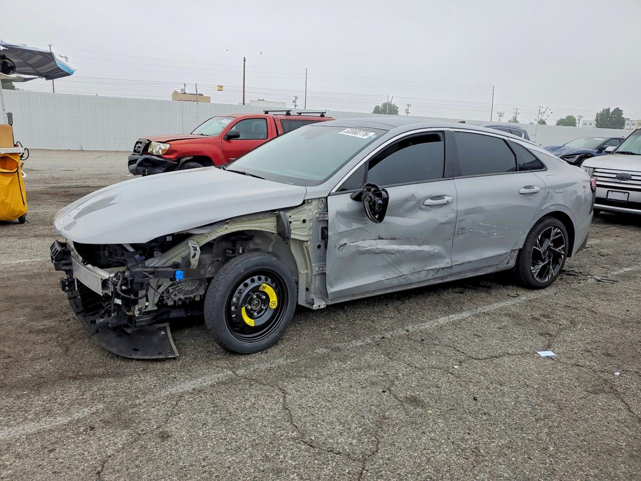 2025 Kia K5 GT-Line, VIN KNAG64J76S5299979 — Front end