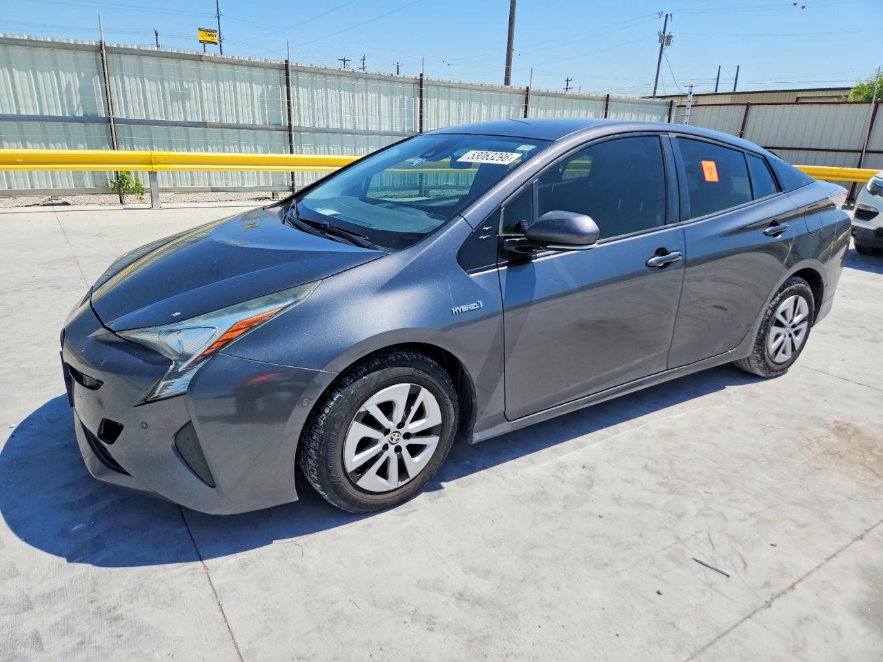 2018 Toyota Prius Two, VIN JTDKBRFU2J3067524 — Град