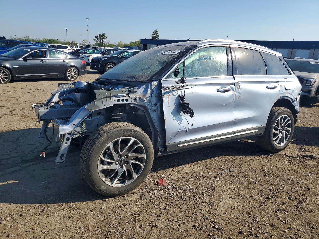 2022 Lincoln Corsair Standard, VIN 5LMCJ1D94NUL04076 — Stripped
