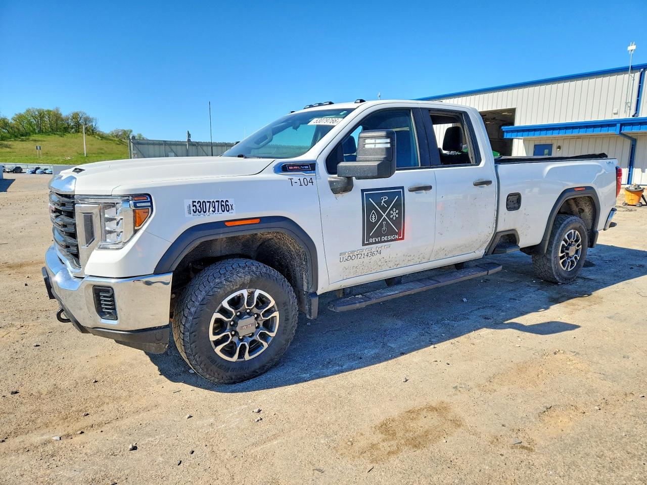 2021 GMC Sierra 3500HD Pro, VIN 1GT59SE71MF228136 — Rear end