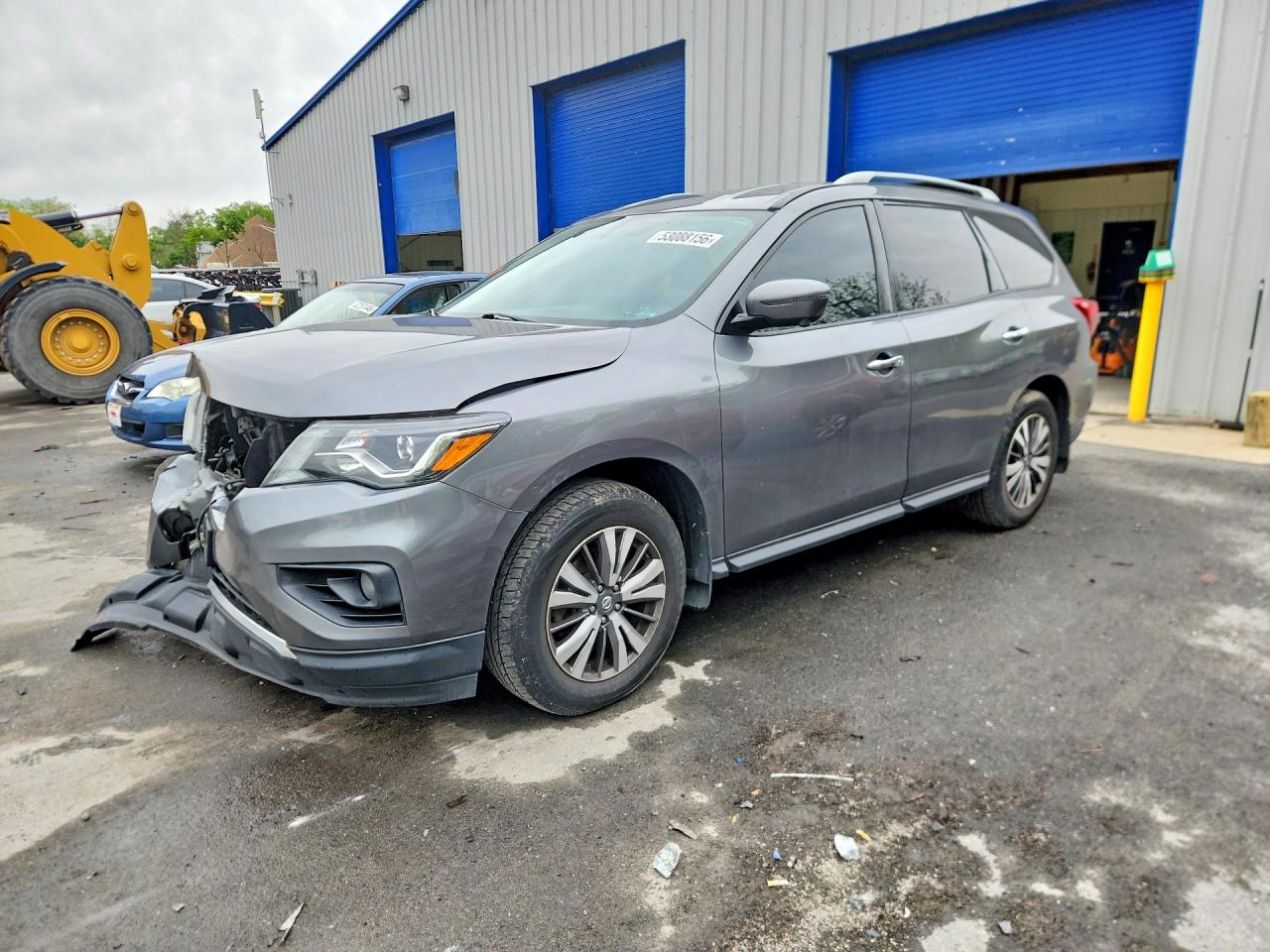 2020 Nissan Pathfinder SL, VIN 5N1DR2CMXLC598047 — Перед