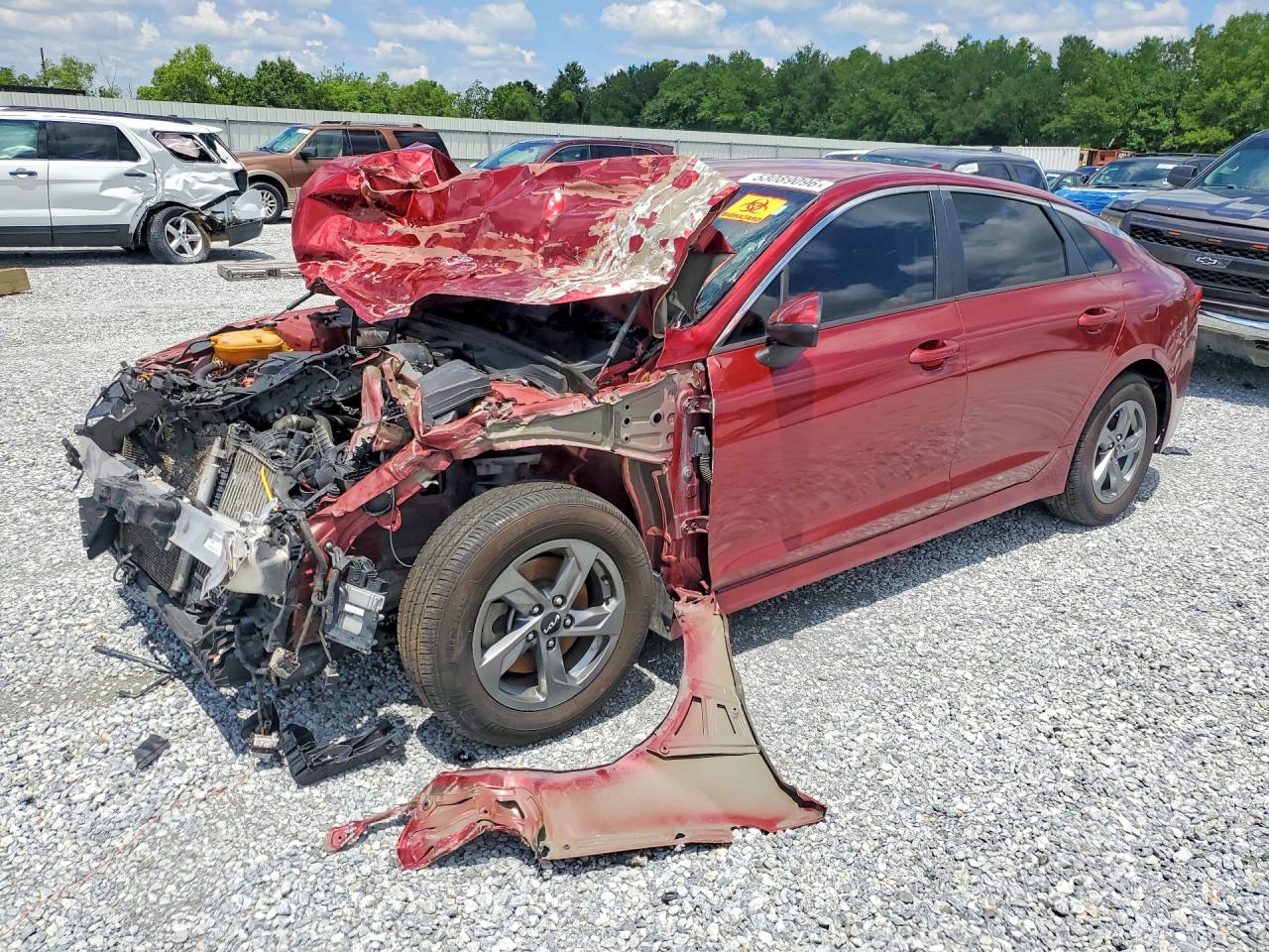 2022 Kia K5 LXS, VIN 5XXG14J28NG093679 — Front end