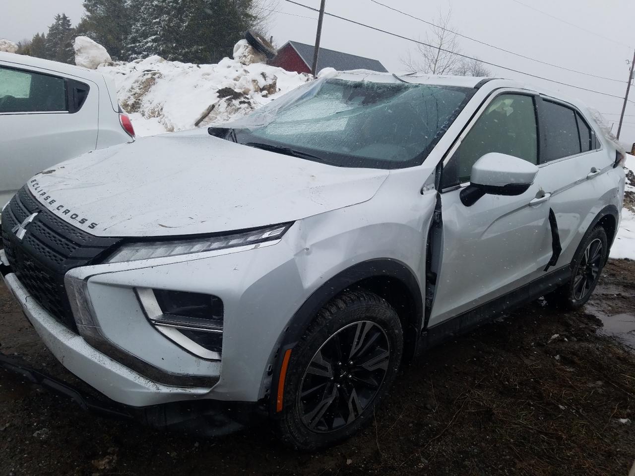 2024 Mitsubishi Eclipse Cross ES, VIN JA4ATUAA2RZ619549 — Rollover