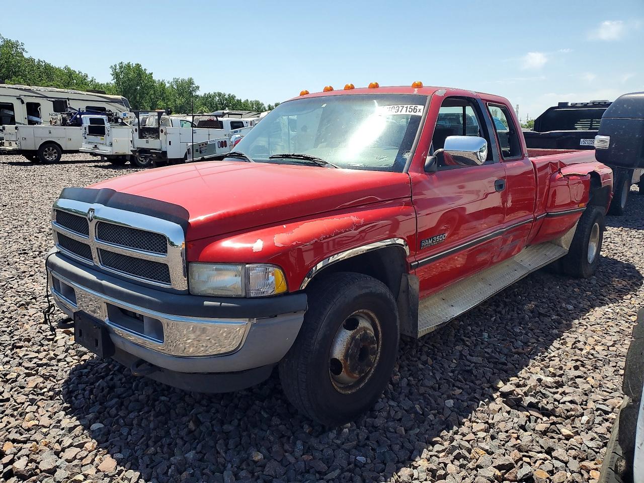 1996 Dodge 3500, VIN 3B7MC33C0TM163832 — Side