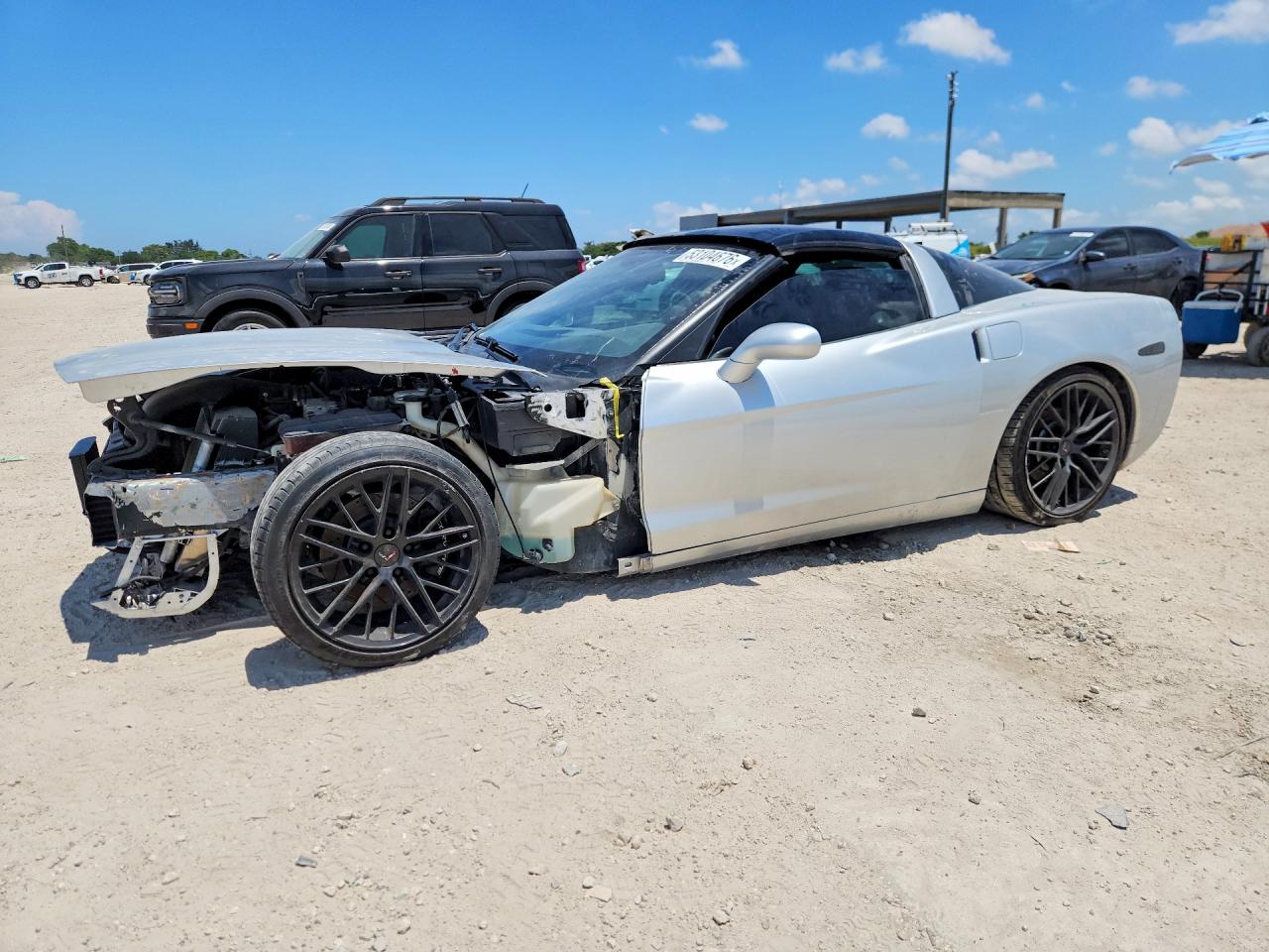 2013 Chevrolet Corvette 1LT, VIN 1G1YA2DW1D5108526 — Auction photo