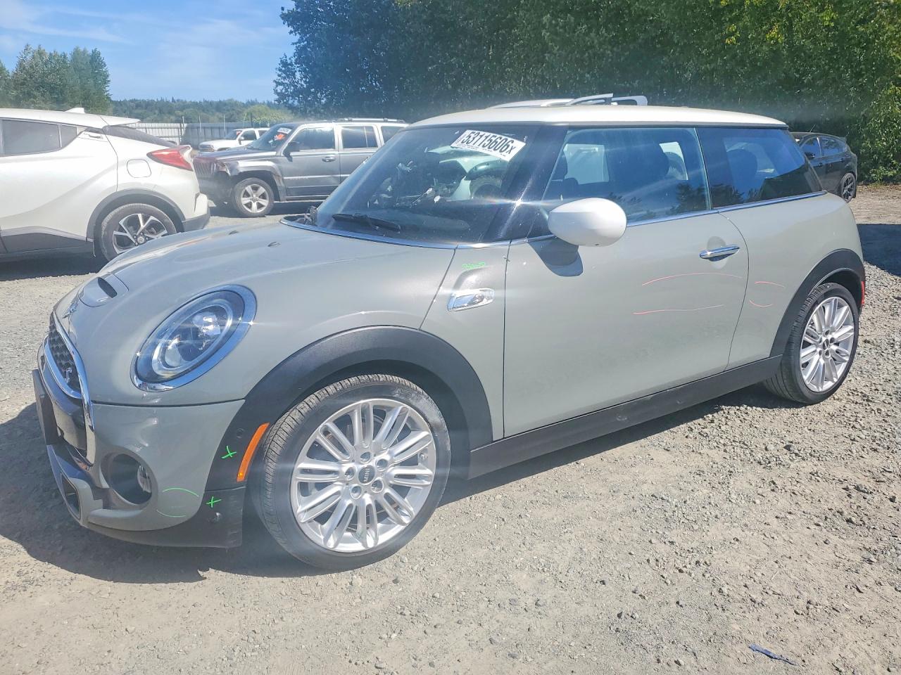2021 MINI Hardtop Cooper S, VIN WMWXR5C07M2P28595 — Front end