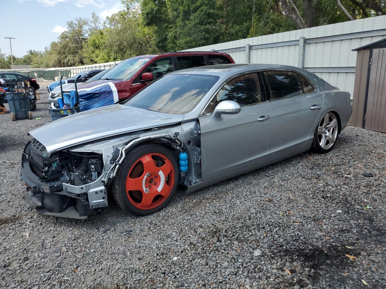 2015 Bentley Flying Spur, VIN SCBEC9ZA5FC041716 — Front end