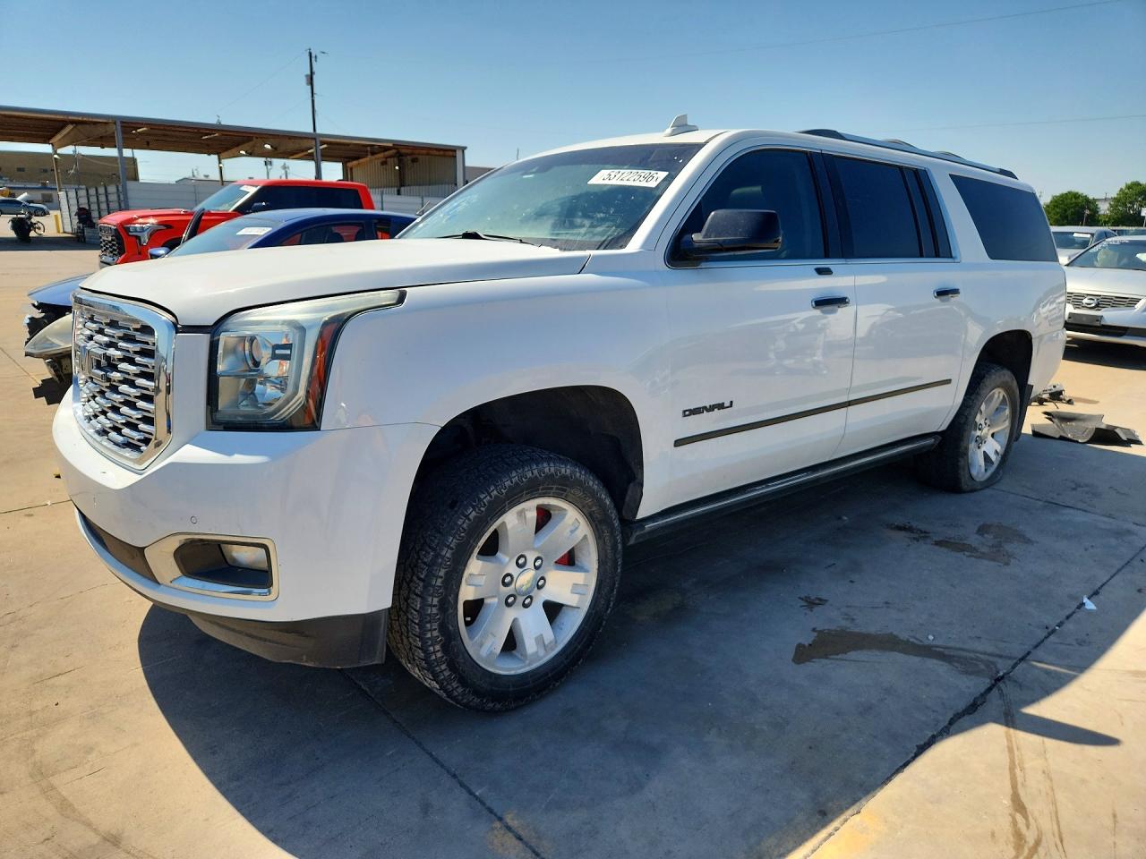 2018 GMC Yukon XL Denali, VIN 1GKS2HKJ1JR237699 — Stripped