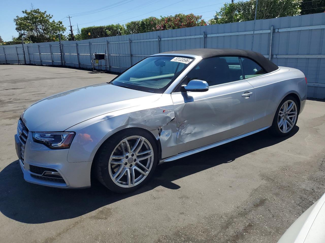2015 Audi S5 Premium Plus, VIN WAUCGAFH3FN002927 — Перед
