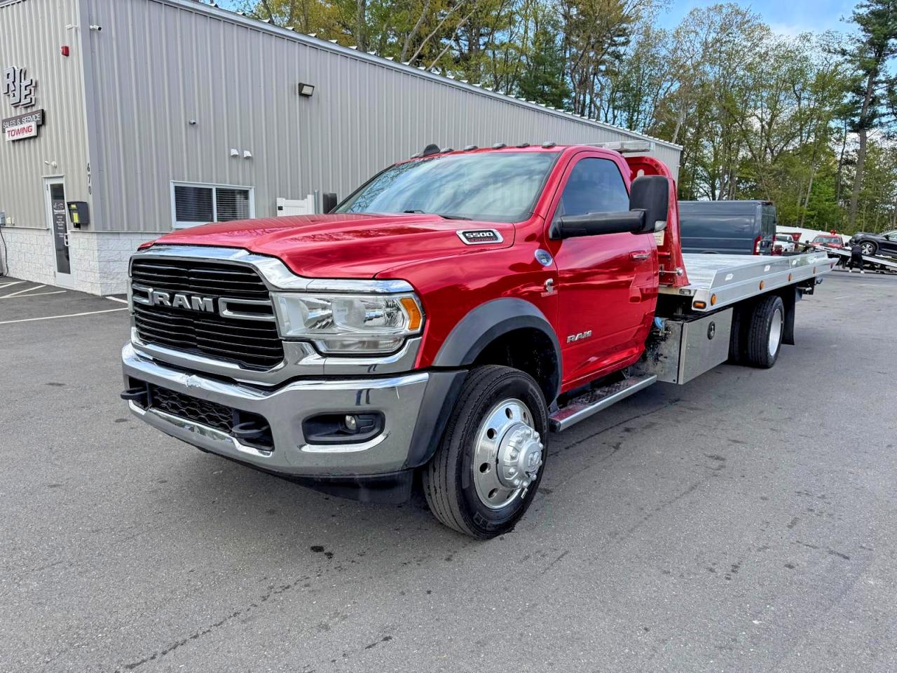 2019 Ram 5500 SLT, VIN 3C7WRNDL5KG531343 — Minor dents and scratches
