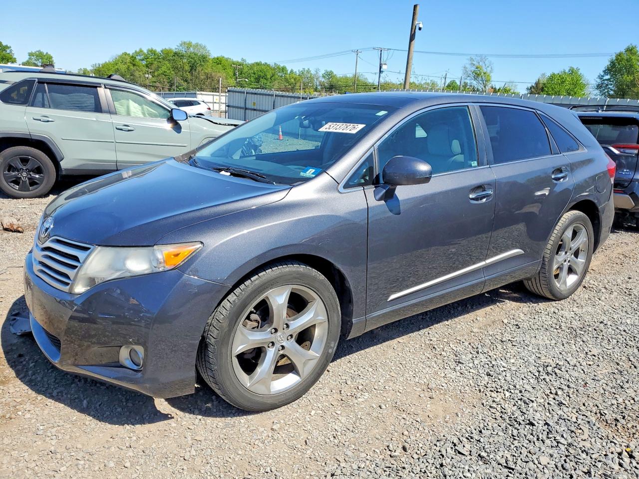 2011 Toyota Venza, VIN 4T3BK3BB8BU045835 — Front end