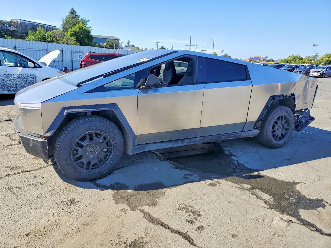 2024 Tesla Cybertruck Cyberbeast, VIN 7G2CEHEE8RA051918 — Rear end