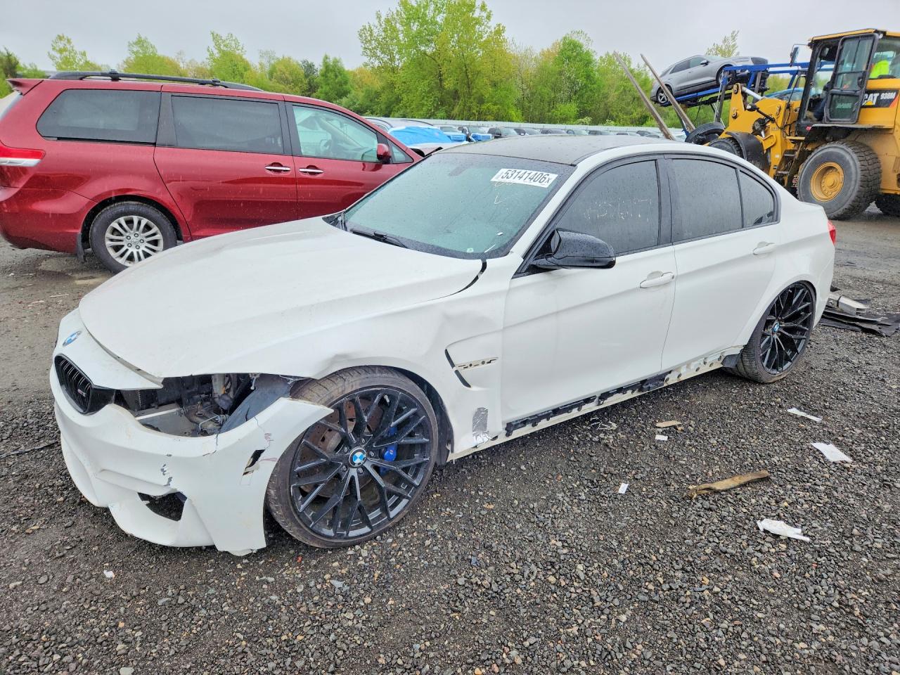 2015 BMW M3, VIN WBS3C9C54FP803077 — Перед
