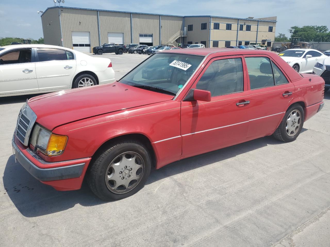 1993 Mercedes-Benz 400 E, VIN WDBEA34E2PB866452 — Normal wear