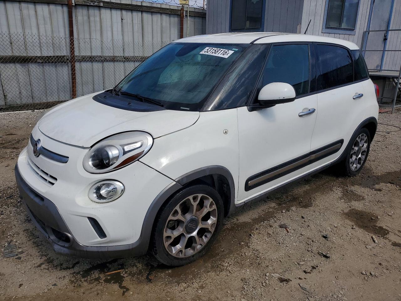 2014 FIAT 500L Trekking, VIN ZFBCFADH0EZ018523 — Разукомплектован