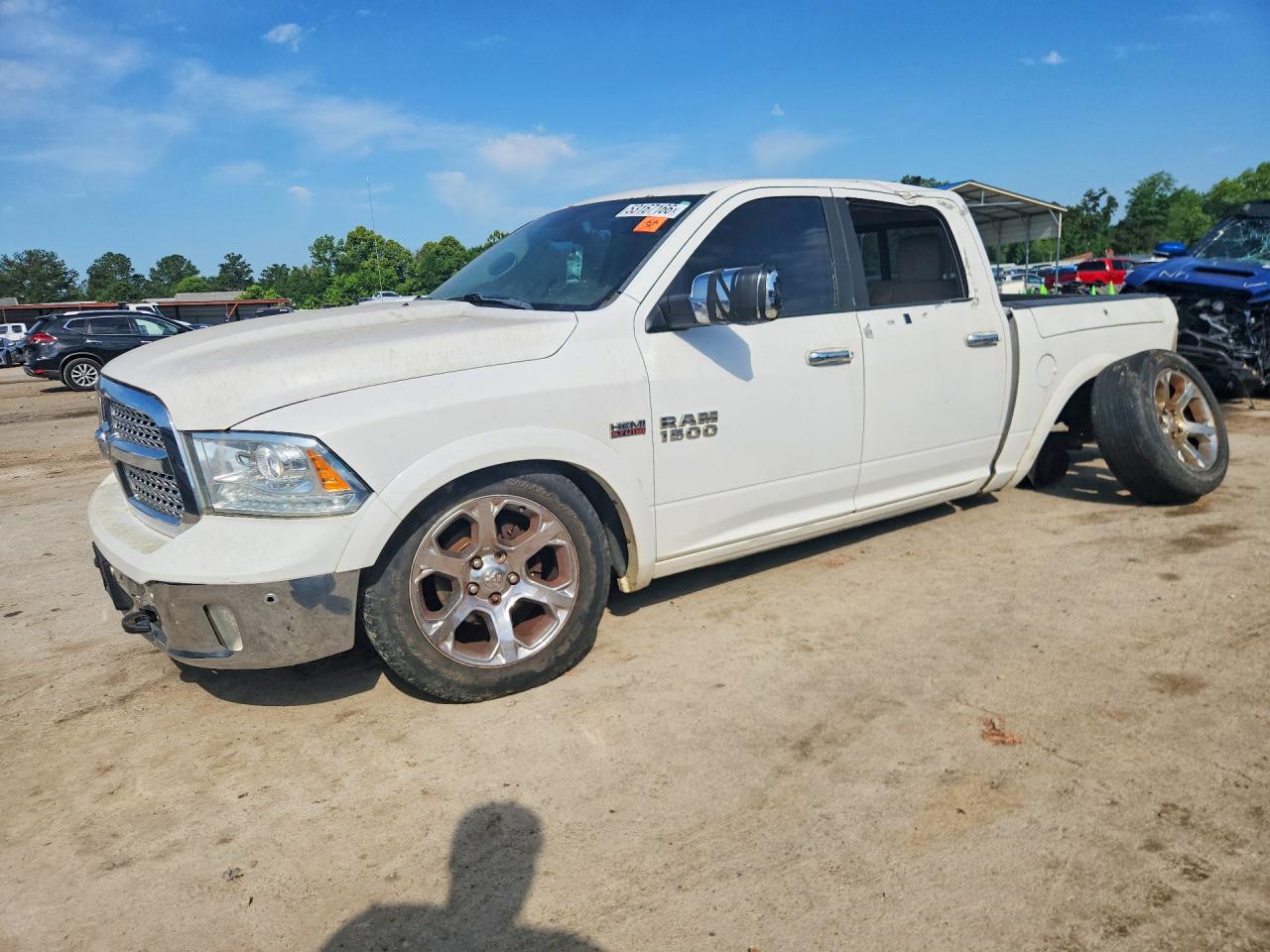2017 Ram 1500 Laramie, VIN 1C6RR7NT1HS568984 — Roof