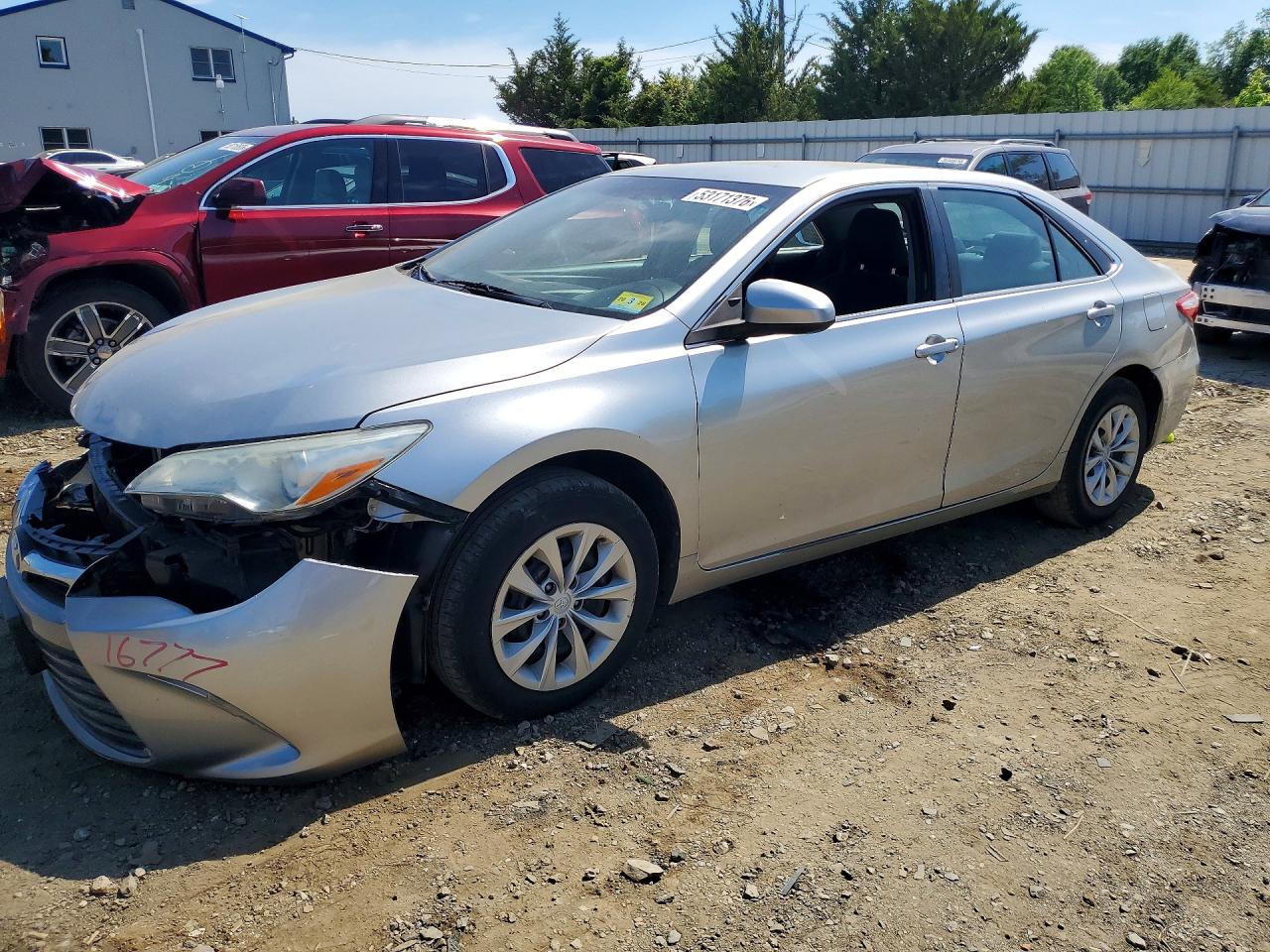 2017 Toyota Camry XLE, VIN 4T1BF1FK8HU691350 — Front end