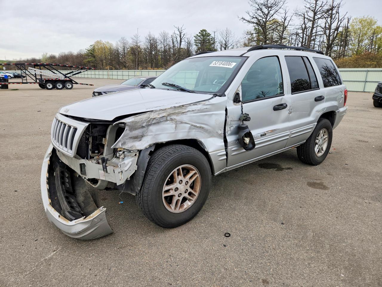 2004 Jeep Grand Cherokee Laredo, VIN 1J4GW48S74C331540 — Front end