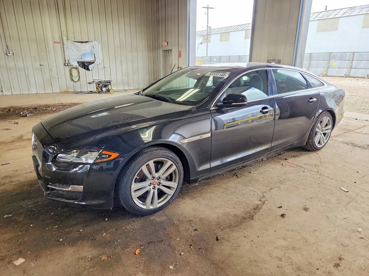 2016 Jaguar XJ Portfolio, VIN SAJWJ2GD0G8V96171 — Vandalism