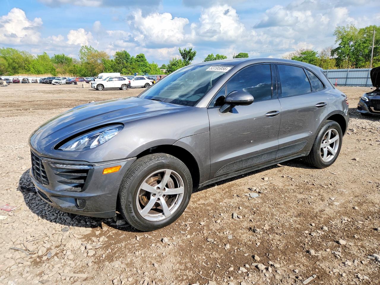 2017 Porsche Macan, VIN WP1AA2A51HLB82288 — Front end