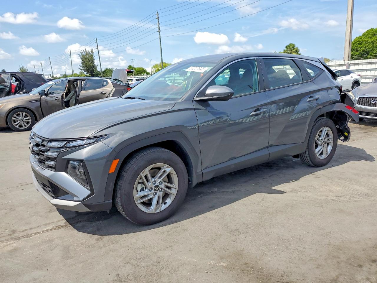 2026 Hyundai Tucson SE, VIN 5NMJA3DE9TH651950 — Rear end