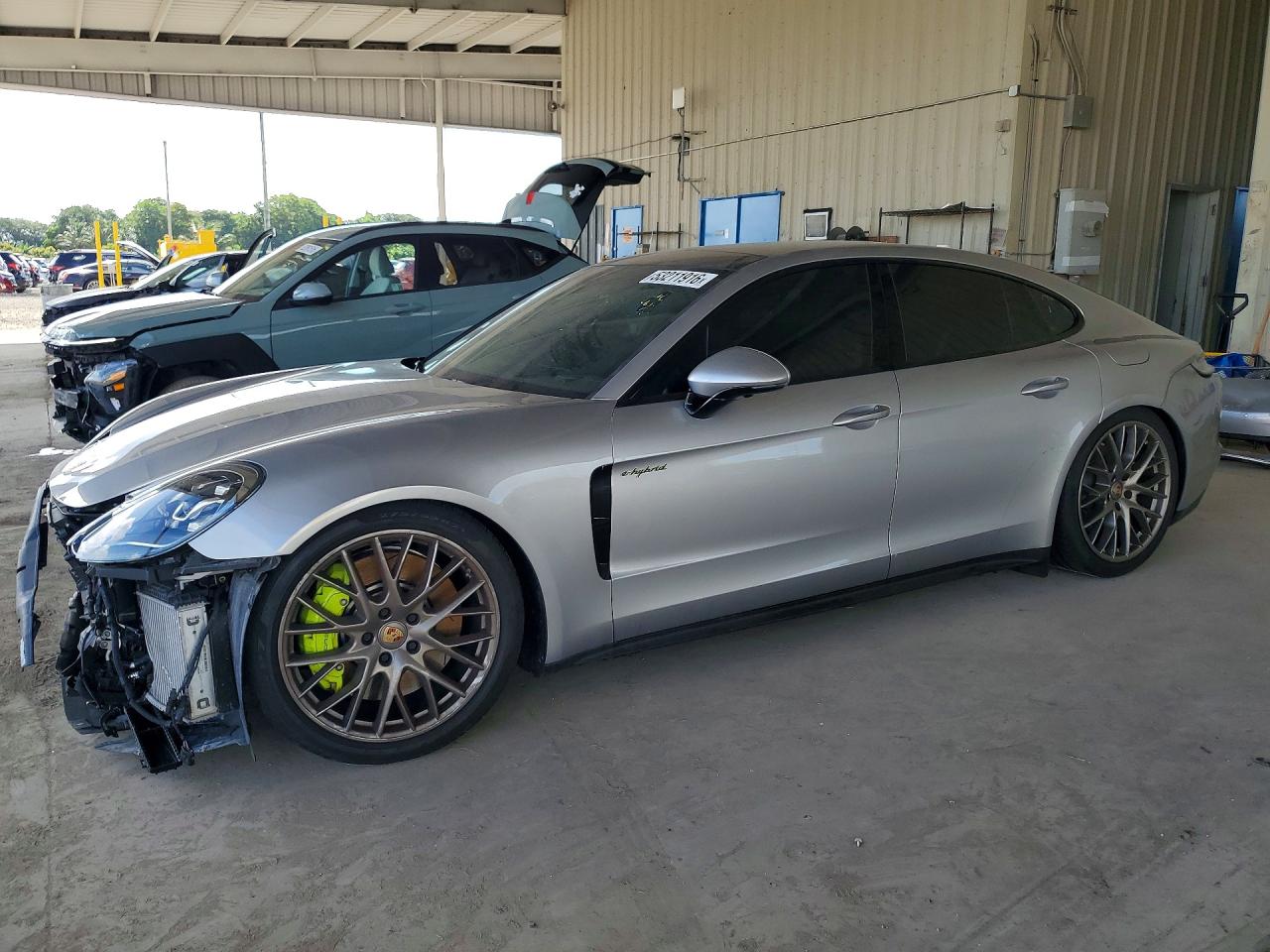 2023 Porsche Panamera 4S E-Hybrid, VIN WP0AK2A75PL132203 — Front end