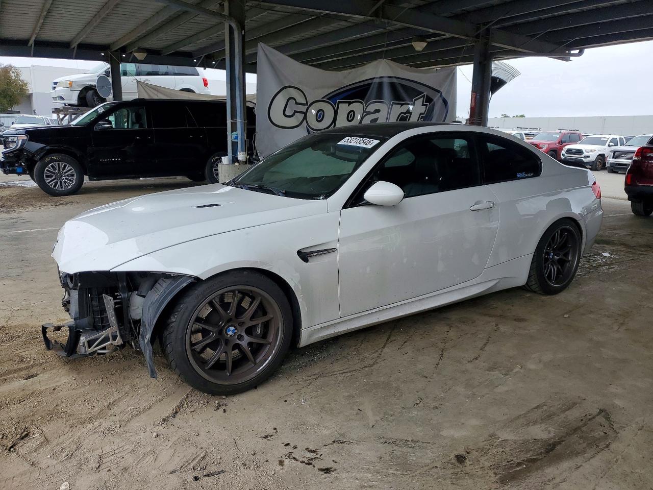 2011 BMW M3, VIN WBSKG9C51BE367746 — Front end