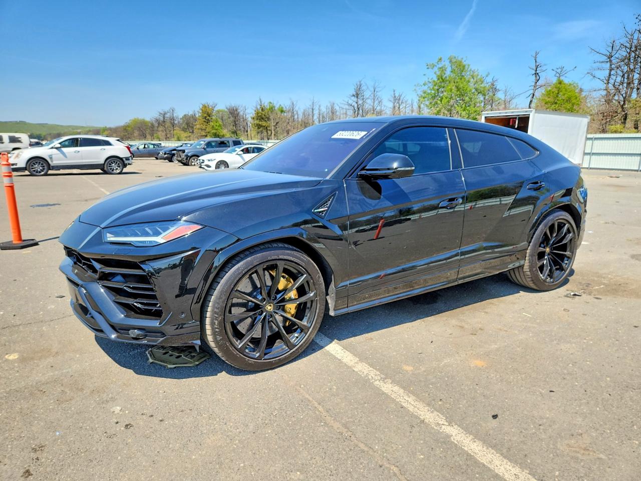 2019 Lamborghini Urus, VIN ZPBUA1ZL8KLA01862 — Vandalism