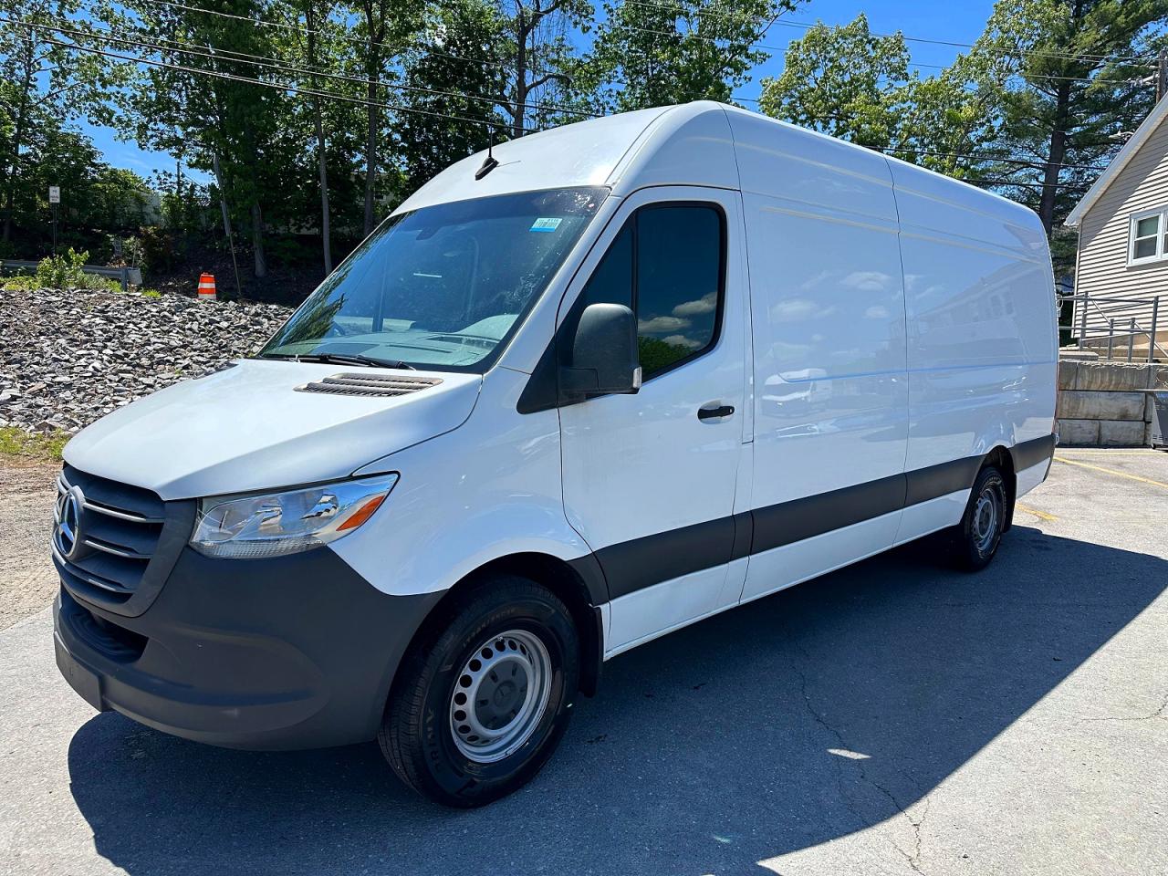 2021 Mercedes-Benz Sprinter Cargo, VIN W1Y40CHY8MT061965 — Minor dents and scratches