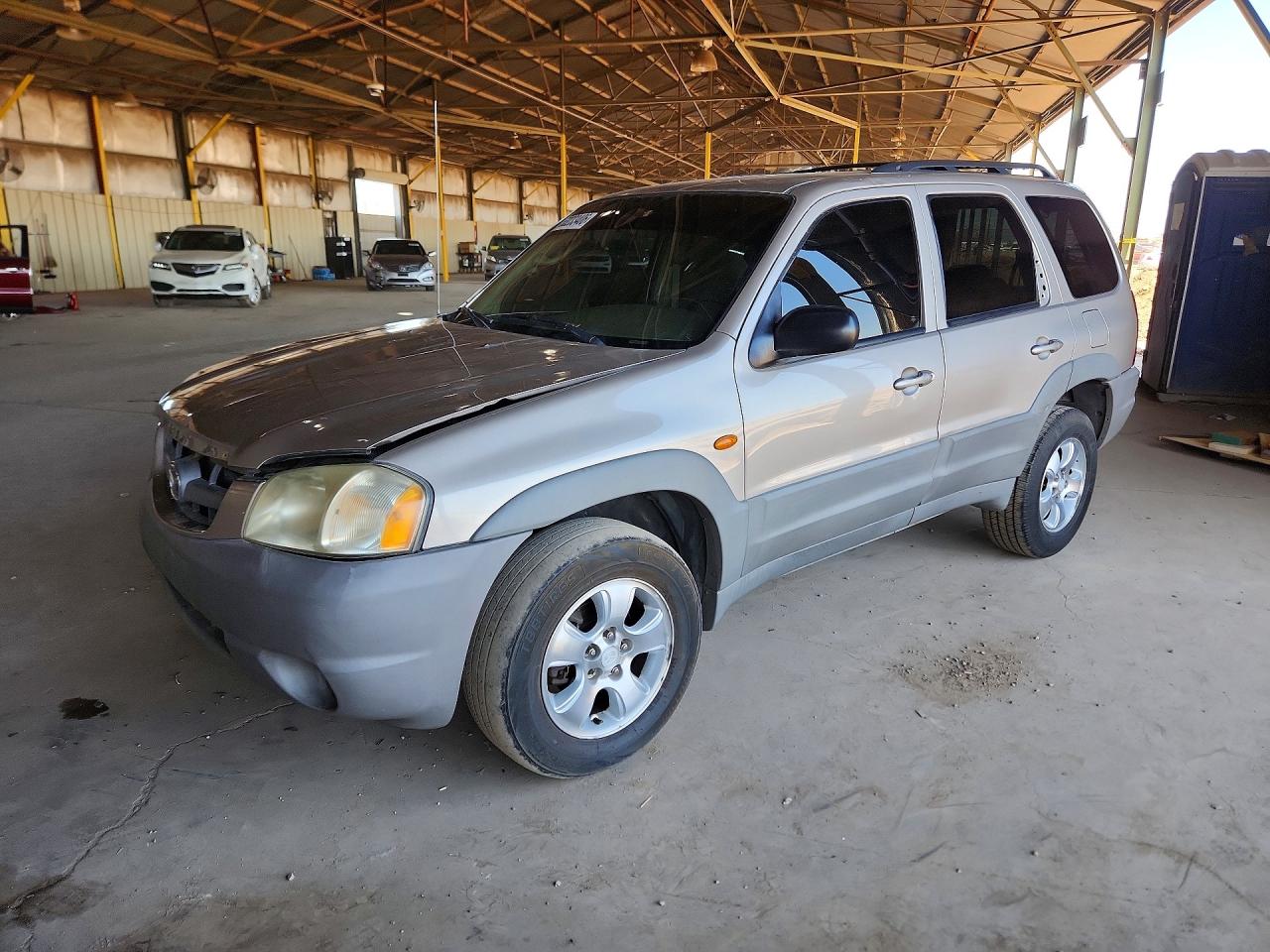 2001 Mazda Tribute DX, VIN 4F2YU06131KM46219 — Перед