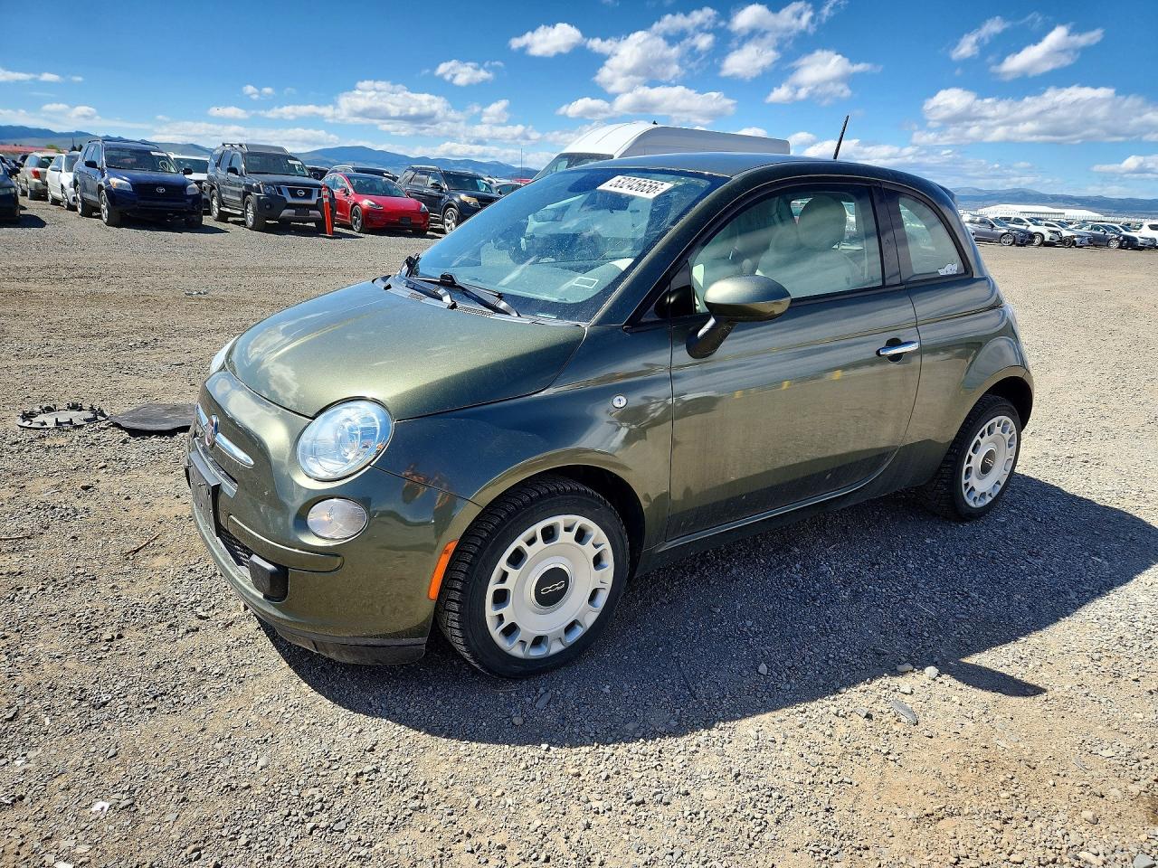 2014 FIAT 500 Pop, VIN 3C3CFFAR1ET264242 — Side