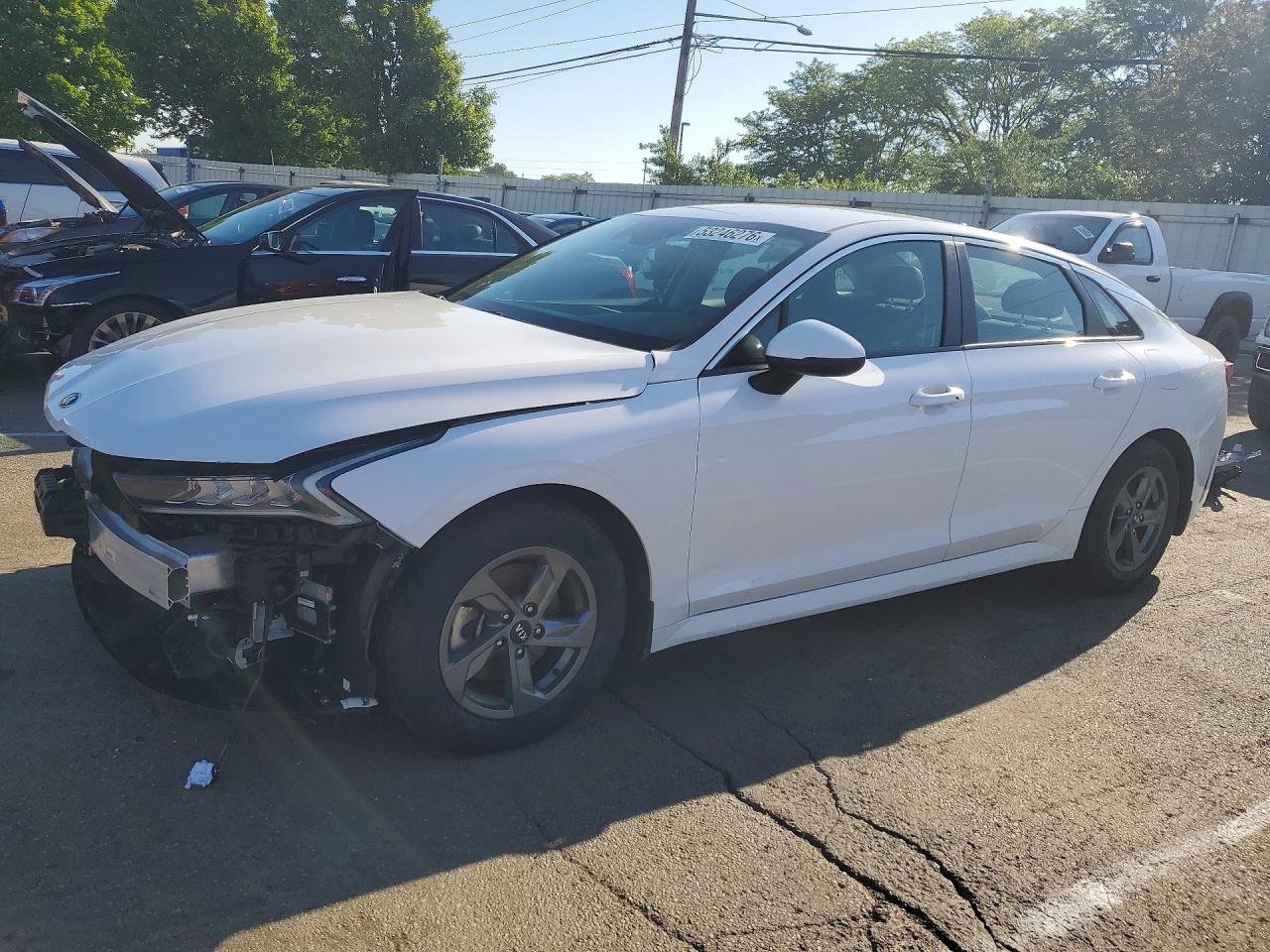 2021 Kia K5 LXS, VIN 5XXG14J27MG034413 — Front end